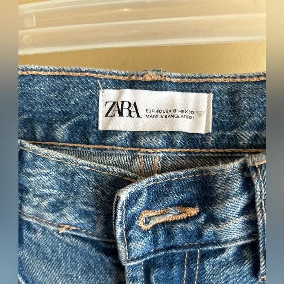 Zara high waisted jeans - Picture 2 of 9